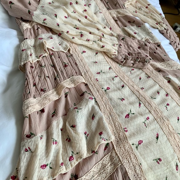 🦄 Anthropologie prairie dress in dusty rose - NWT out of stock online - Picture 14 of 15